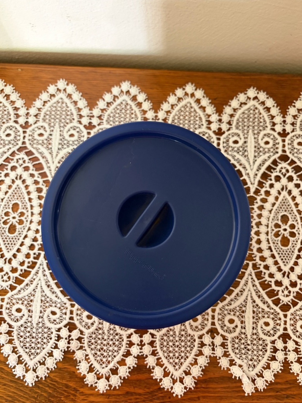 Tupperware Canister - Picture 2 of 5